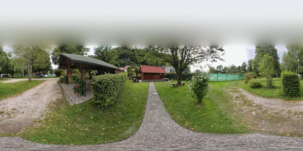 Pocitniska Hiska Pod Skalco Villa คัมนิค ภายนอก รูปภาพ